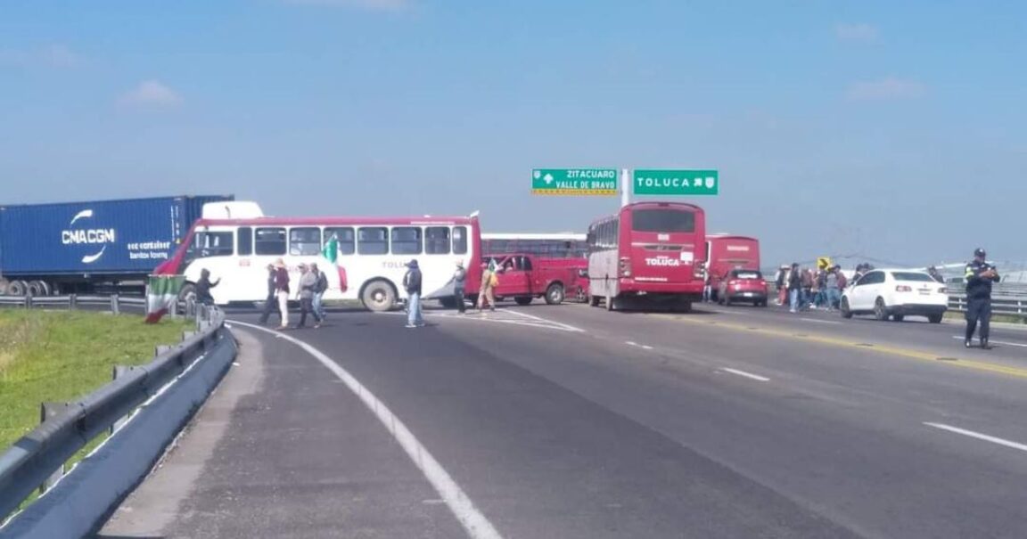 Bloquean autopistas en Edomex en demanda de agua Infórmate y más