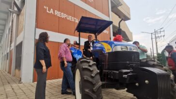 UAEM tractor