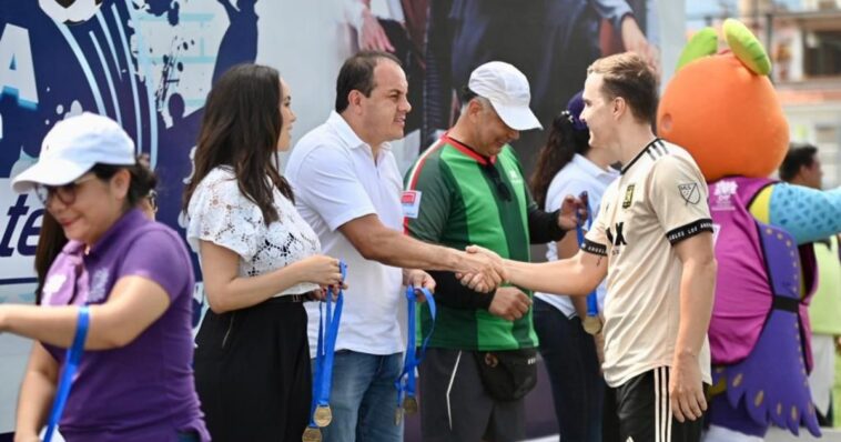 Clausuran Cuauhtémoc Blanco y Natália Rezende el torneo estatal “De la calle a la cancha”