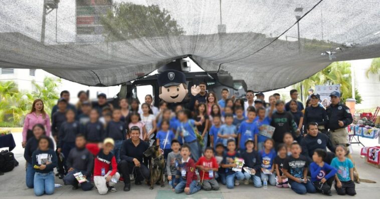 Asisten niñas y niños a la Feria de Prevención realizada por la CES