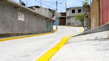 Cuauhtémoc Blanco inaugura pavimentación en Jiutepec