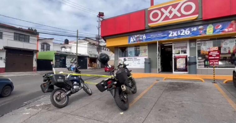 Roban auto en Avenida Cuauhtémoc en Cuernavaca