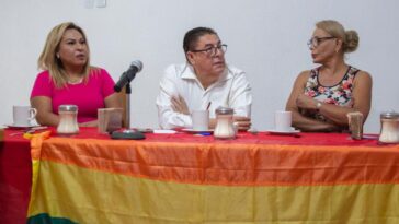 Víctor Mercado se reúne con los integrantes del colectivo LGBTTTIQ+