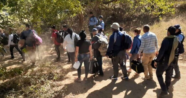 migrantes de Nicaragua y Cuba