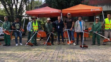 Hacen entrega de herramientas y equipo para personal de dirección de parques y jardines