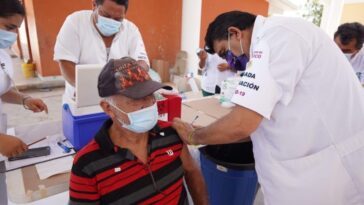 Inicia vacunación contra la influenza y COVID-19 en Morelos; fechas y horarios