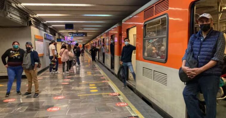 Se registra balacera en Metro de Bellas Artes