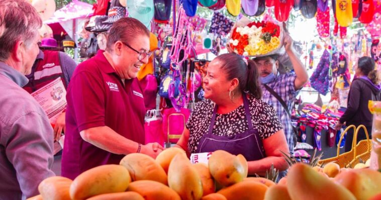 vÍctor Mercado en Tianguis