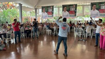 Eder Rodríguez Casillas celebra el Día de las Madres