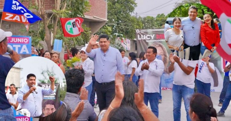 Paco Sánchez Zavala presente en el Mercado Municipal de Ayala