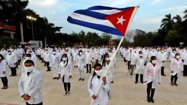 médicos cubanos en México