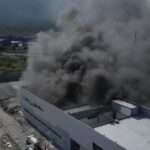 Así fue el incendio en fábrica de Santa Catarina