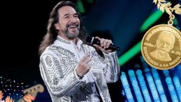 Marco Antonio Solís medalla Belisario Domínguez