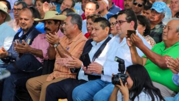 Jesús Corona Damián reitera compromiso con productores de Cuautla