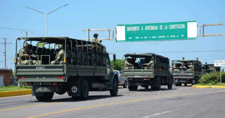 Michoacán cuenta con más de mil militares para combatir el crimen