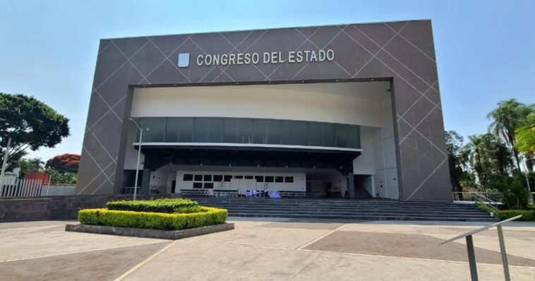 Congreso aprueba modificación y creación de comisiones legislativas