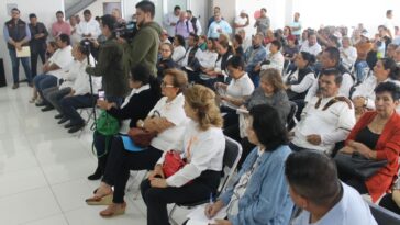 Congreso Morelos escucha a maestros jubilados y activos