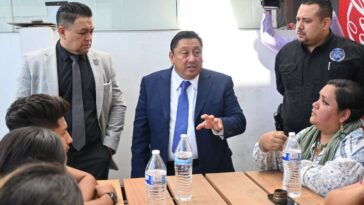 Fiscalía Morelos atiende a padres de familia de escuela de Jiutepec