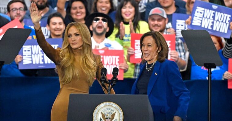 Jennifer Lopez y Kamala Harris