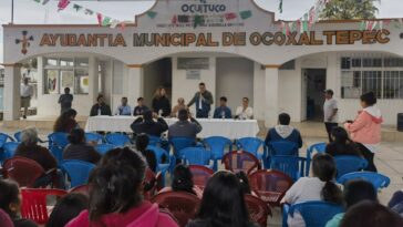 Gobernadora de Morelos se reúne con pobladores de Ocoxaltepec