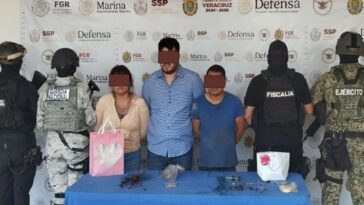 Detienen a tres presuntos responsables por paquetes explosivos